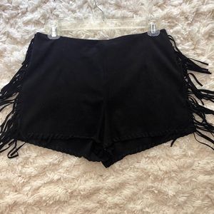 Fringe suede shorts